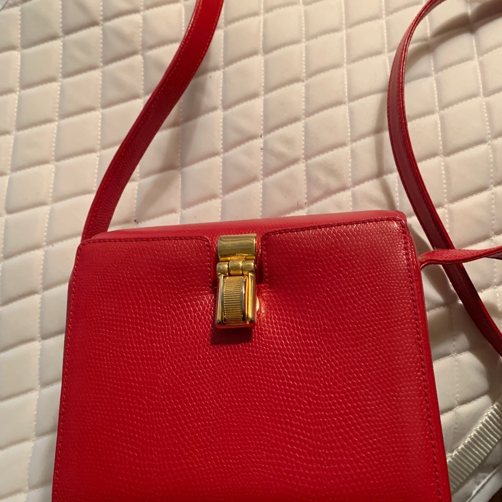 Red Rodo Shoulder strap bag